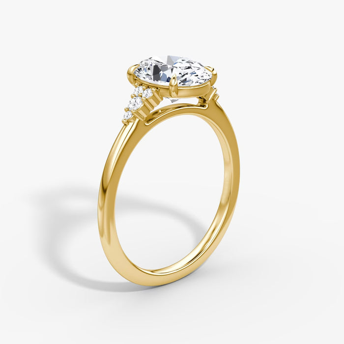 18K Gold Oval Diamond Ring