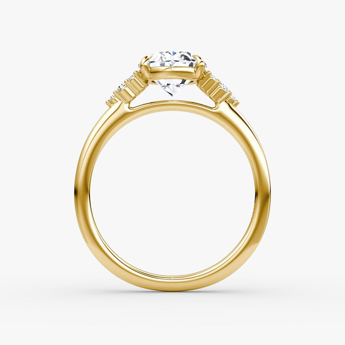 18K Gold Oval Diamond Ring