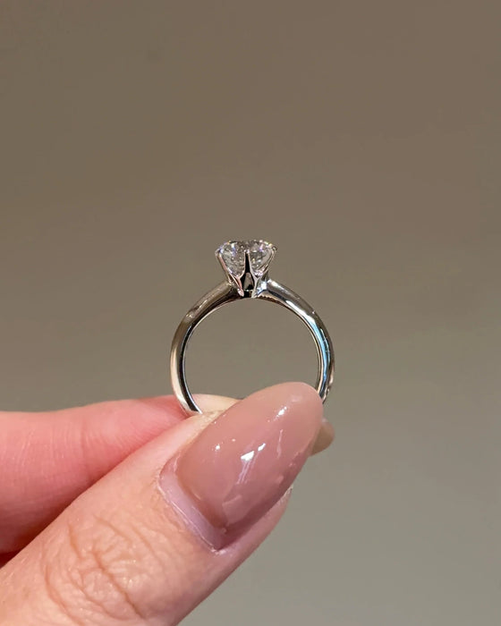Solitaire Round Cut Diamond Ring with Knife Edge